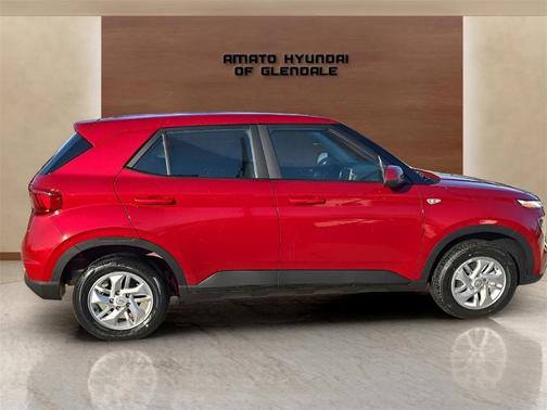 2026 Hyundai VENUE SE