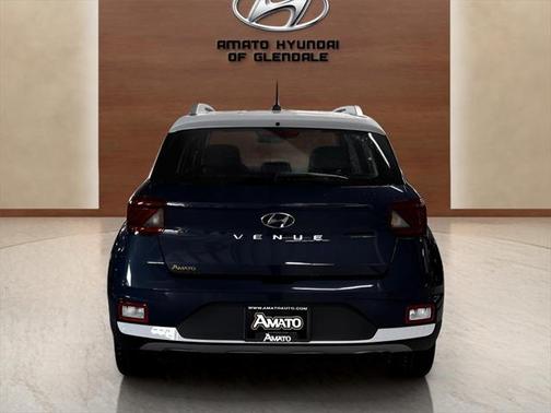 2025 Hyundai VENUE Limited