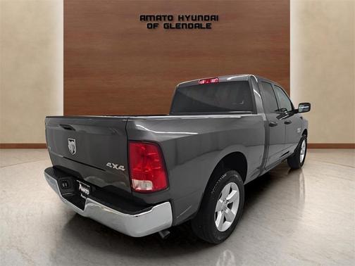 2024 RAM 1500 Classic SLT