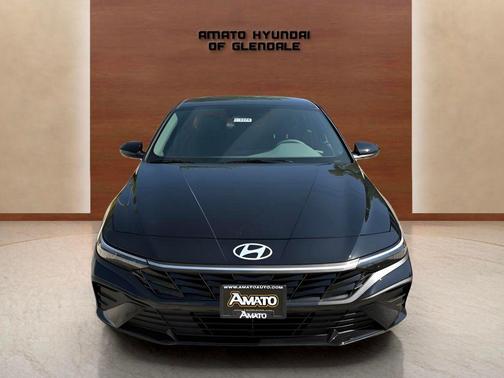 Abyss Black 2025 Hyundai ELANTRA Sport