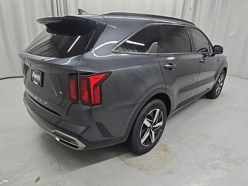 Gravity Grey 2021 Kia Sorento S
