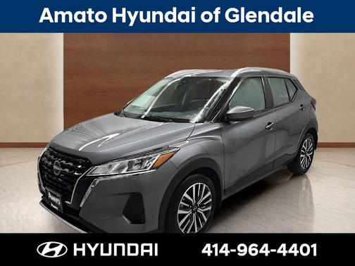 Gun Metallic 2024 Nissan Kicks SV