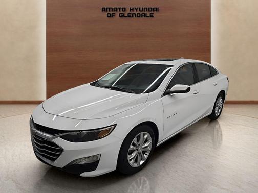 Summit White 2024 Chevrolet Malibu FWD 1LT