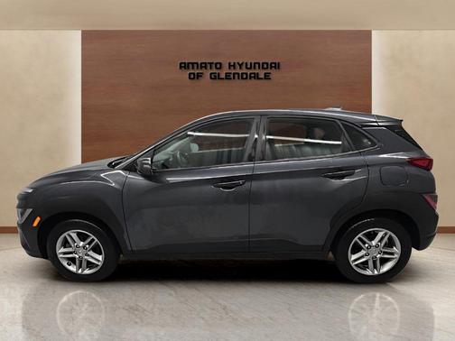 2022 Hyundai KONA SE