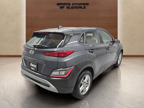 2022 Hyundai KONA SE