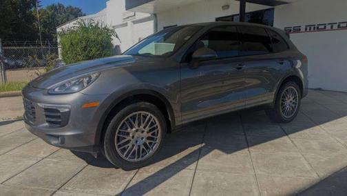 2016 Porsche Cayenne Cayenne