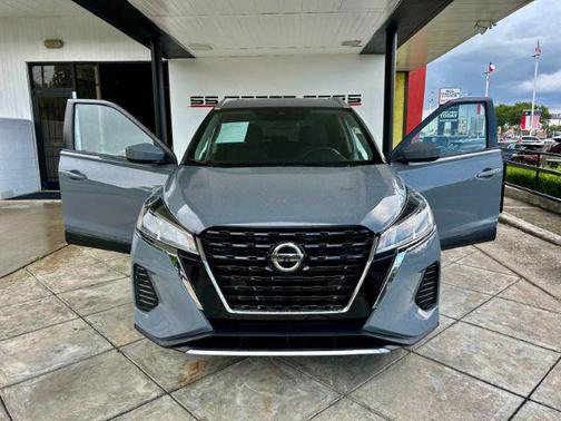 2021 Nissan Kicks SV