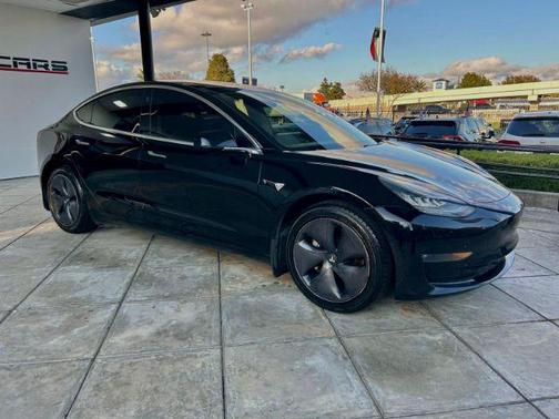 2019 Tesla Model 3 Mid Range