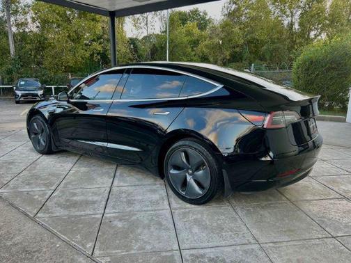 2019 Tesla Model 3 Mid Range