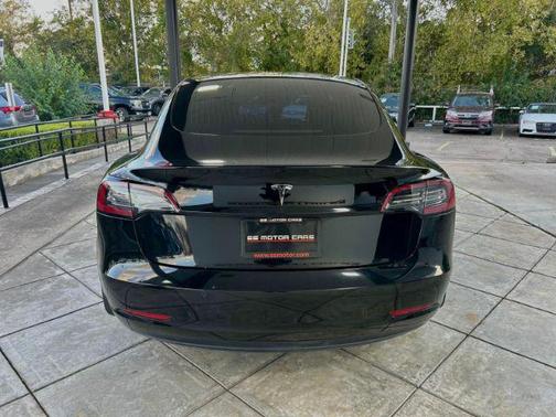 2019 Tesla Model 3 Mid Range