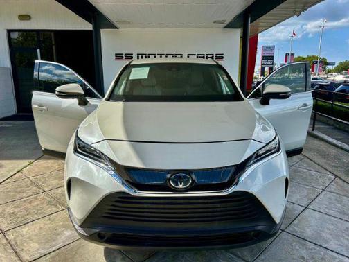 2021 Toyota Venza LE