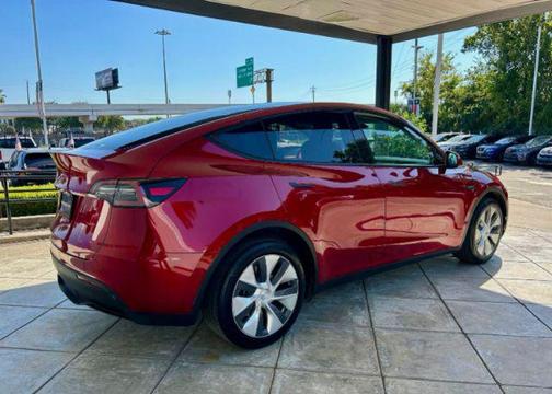 2024 Tesla Model Y Long Range Dual Motor All-Wheel Drive