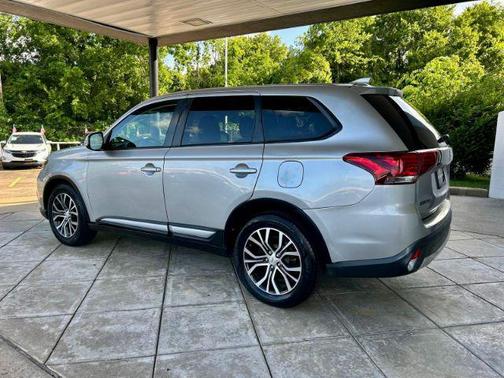 2018 Mitsubishi Outlander SE
