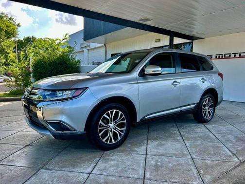 2018 Mitsubishi Outlander SE