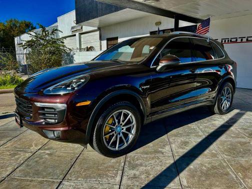 2015 Porsche Cayenne Cayenne S E-Hybrid