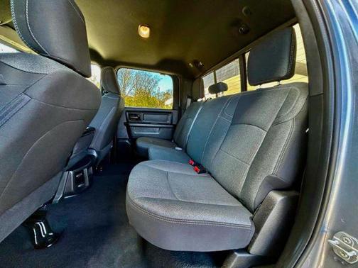 2024 RAM 3500 Tradesman Crew Cab 4x4 8' Box