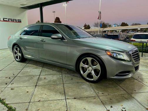 2014 Mercedes-Benz S-Class S550