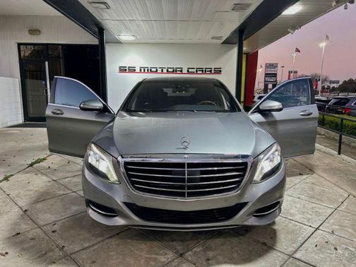 2014 Mercedes-Benz S-Class S550