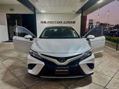 2019 Toyota Camry XSE
