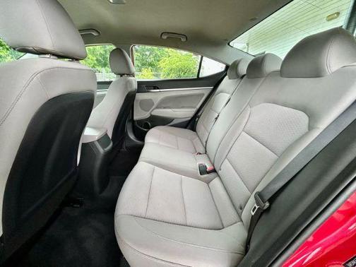 2020 Hyundai ELANTRA Limited