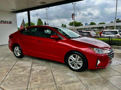2020 Hyundai ELANTRA Limited