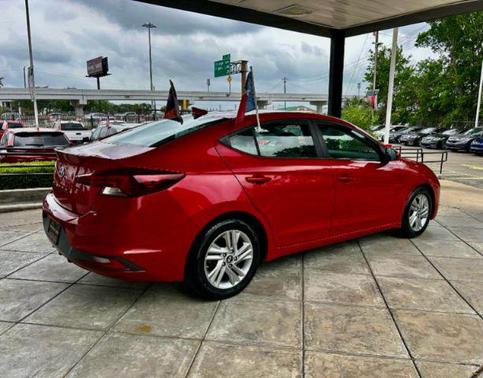 2020 Hyundai ELANTRA Limited