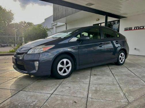2015 Toyota Prius Two