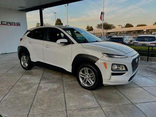 2021 Hyundai KONA SE