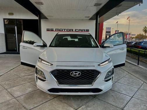2021 Hyundai KONA SE
