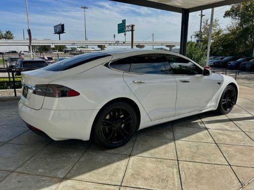 2016 Tesla Model S 85