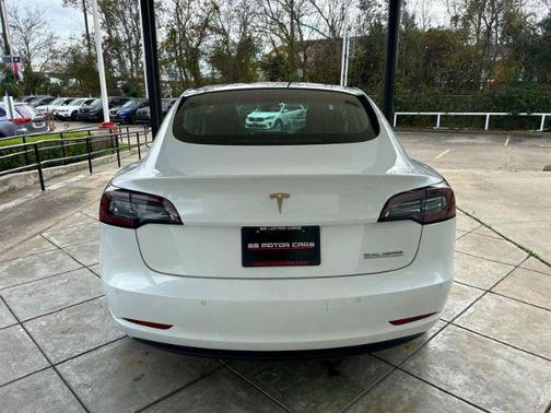 2018 Tesla Model 3 Performance