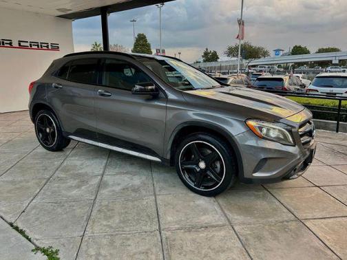 2017 Mercedes-Benz GLA 250 Base