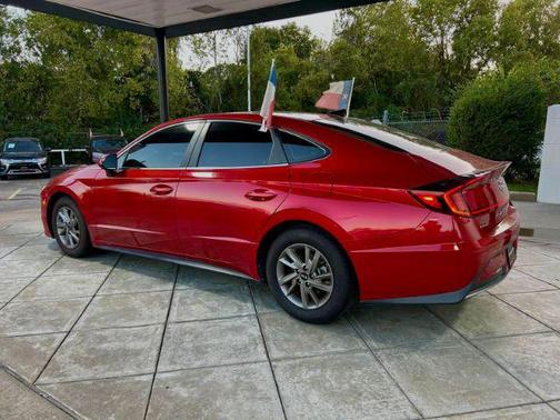 2021 Hyundai SONATA SE