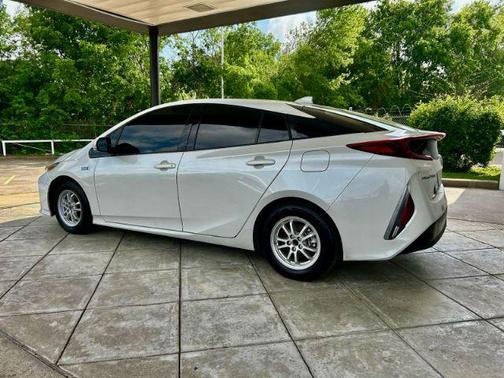 2019 Toyota Prius Prime Plus