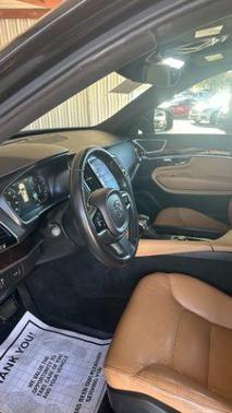 2017 Volvo XC90 T6 Momentum