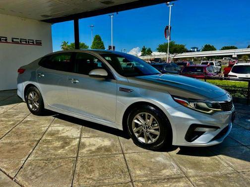 2020 Kia Optima LX