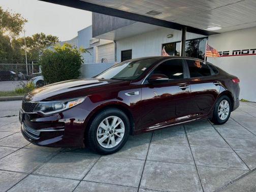 2018 Kia Optima LX