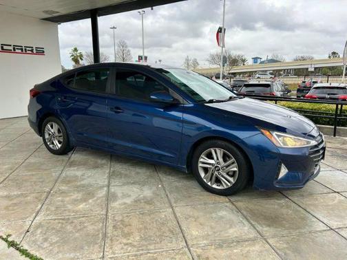 2020 Hyundai ELANTRA Limited