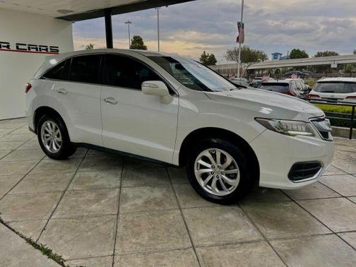 2017 Acura RDX Technology & AcuraWatch Plus Package