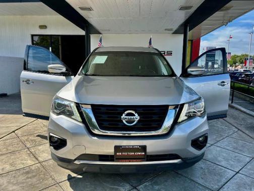 2019 Nissan Pathfinder SV