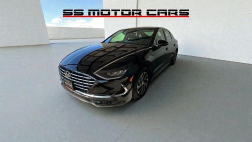 2023 Hyundai SONATA Hybrid SE
