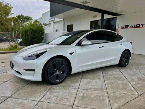 2023 Tesla Model 3 Standard Range