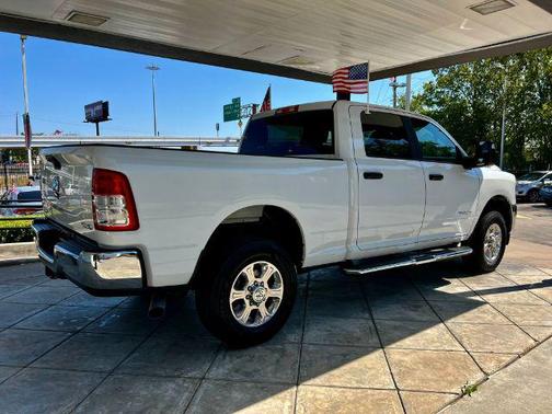 2023 RAM 3500 Big Horn Crew Cab 4x4 6'4' Box