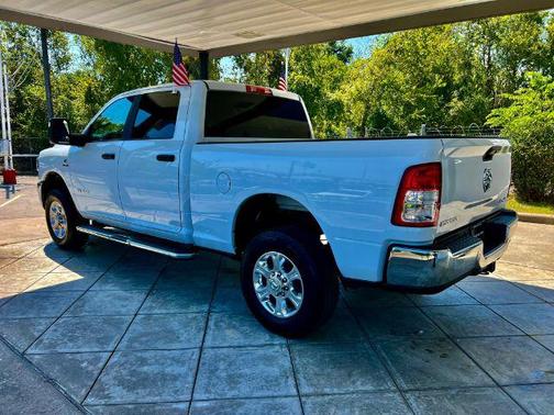 2023 RAM 3500 Big Horn Crew Cab 4x4 6'4' Box