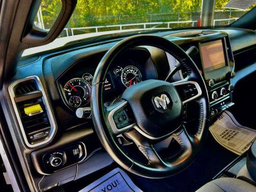 2023 RAM 3500 Big Horn Crew Cab 4x4 6'4' Box