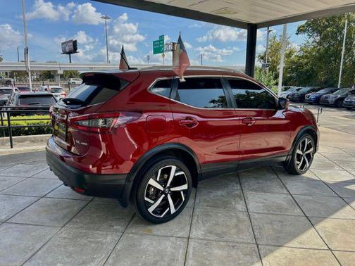 2021 Nissan Rogue Sport SL