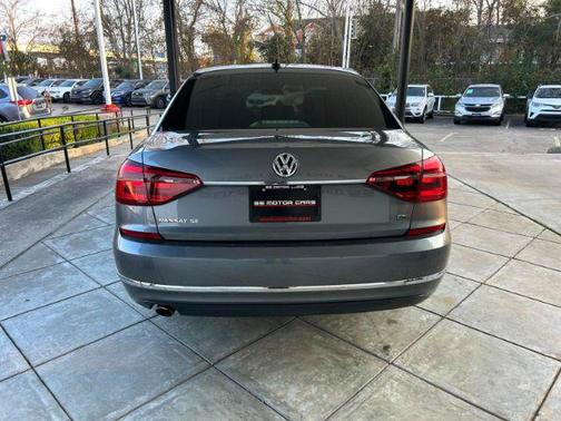 2017 Volkswagen Passat 1.8T SE