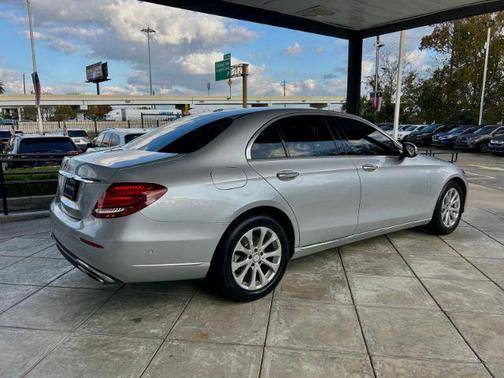 2017 Mercedes-Benz E-Class E300 Luxury Sedan