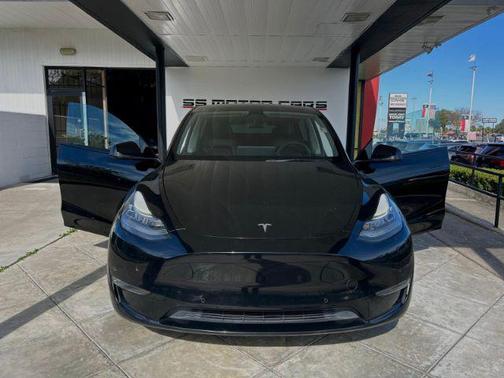 2021 Tesla Model Y Long Range Dual Motor All-Wheel Drive
