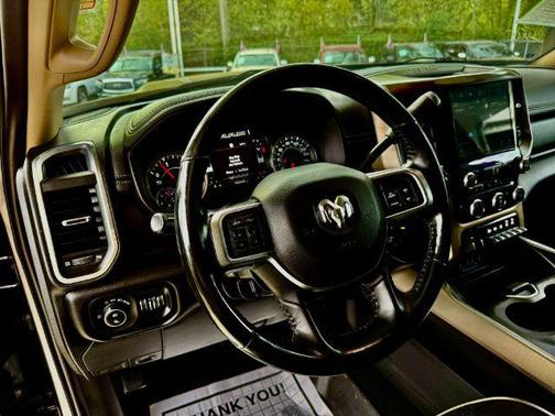 2022 RAM 3500 Laramie Crew Cab 4x4 8' Box